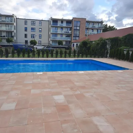 Loft Pearl Basen Taras Apartmán *